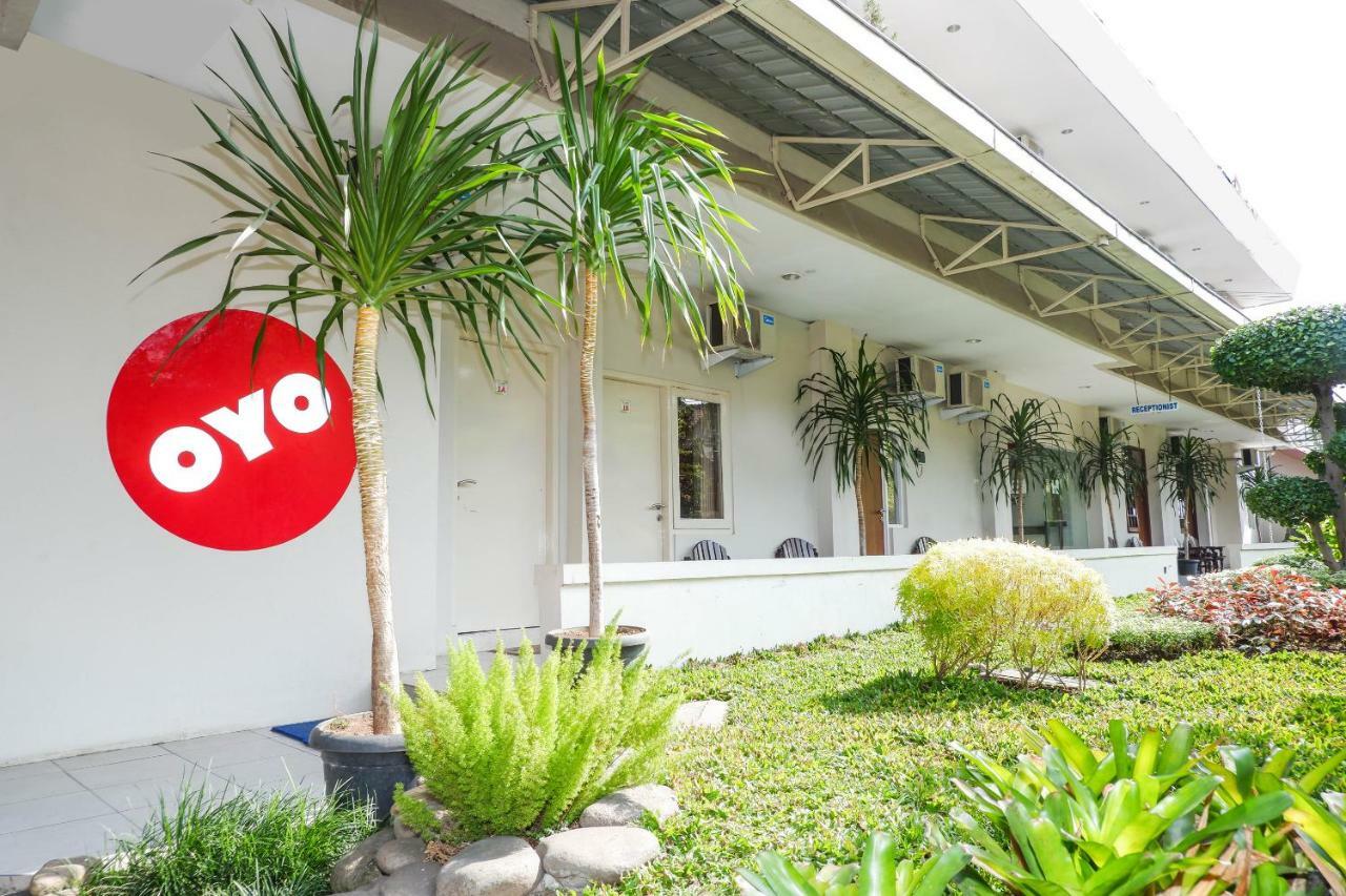 New Mira Hotel Semarang Eksteriør billede