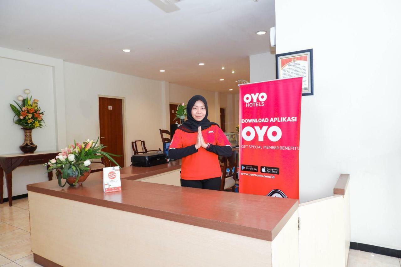 New Mira Hotel Semarang Eksteriør billede