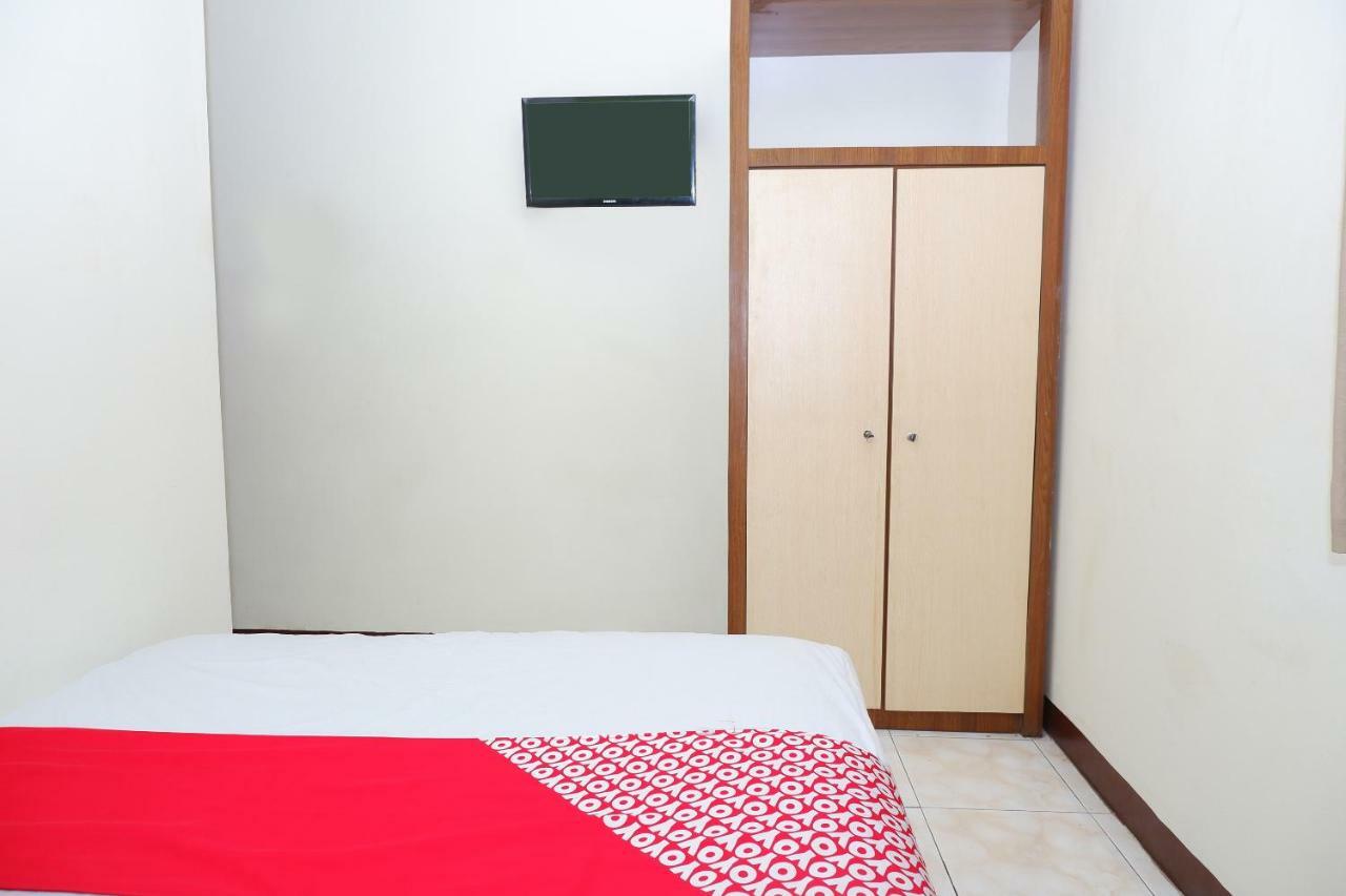 New Mira Hotel Semarang Eksteriør billede