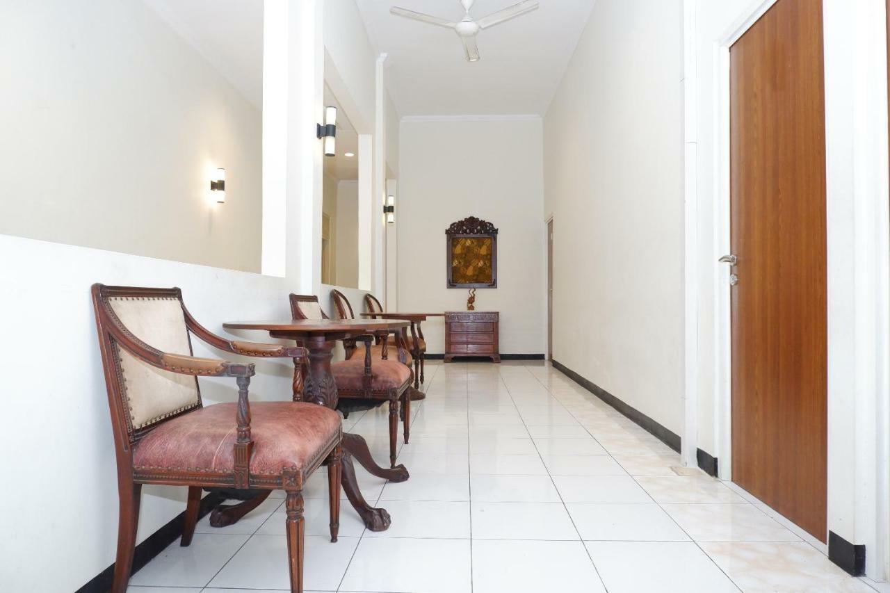 New Mira Hotel Semarang Eksteriør billede